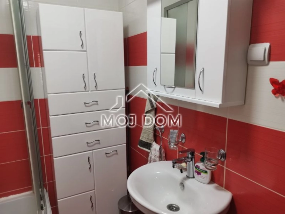 Izdavanje: Dvosoban stan 60 m² – Podgorica — fotografija 17