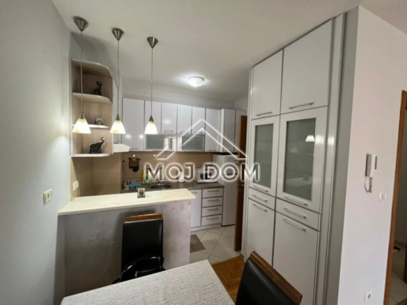 Izdavanje: Jednosoban stan 54 m² – Tuški put, Podgorica — fotografija 11