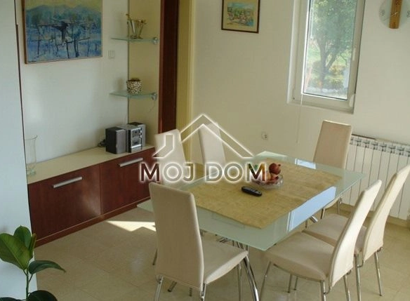 Izdavanje: Kuća 180 m² – Tološi, Podgorica — fotografija 6
