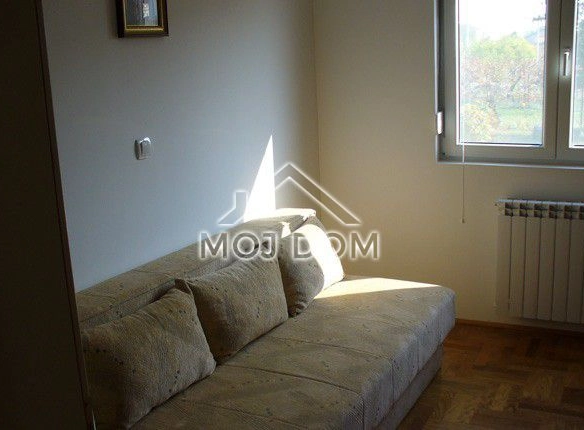 Izdavanje: Kuća 180 m² – Tološi, Podgorica — fotografija 9