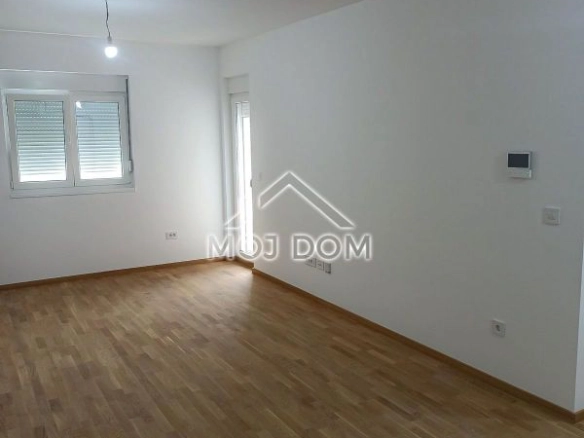 Izdavanje: Jednosoban stan 46 m² – Stari aerodrom, Podgorica — fotografija 6