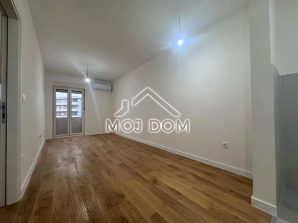 Izdavanje: Jednosoban stan 43 m² – Central Point, Podgorica — fotografija 2