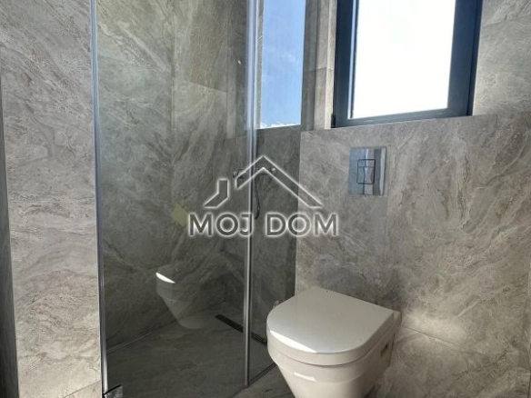 Izdavanje: Trosoban stan 108 m² – City kvart, Podgorica — fotografija 12