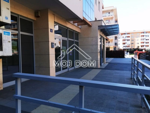 Izdavanje: Poslovni prostor 53 m² – City kvart, Podgorica — fotografija 3