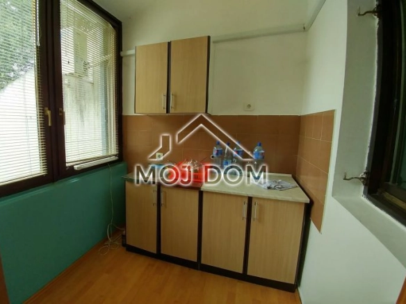 Izdavanje: Poslovni prostor 75 m² – Momišići, Podgorica — fotografija 6