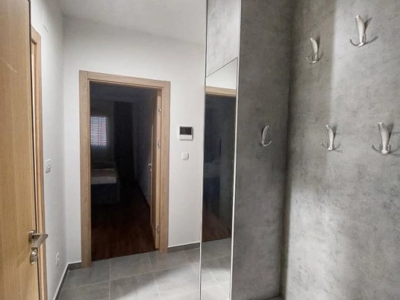 Izdavanje: Jednosoban stan 50 m² – Podgorica — fotografija 8