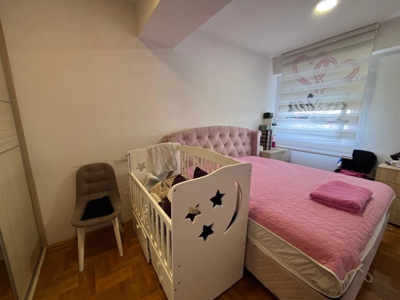 Trosoban stan 93 m² – City kvart, Podgorica — fotografija 8