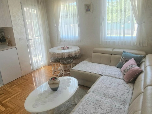 Dvosoban stan 40 m² – Zagorič, Podgorica — fotografija 13