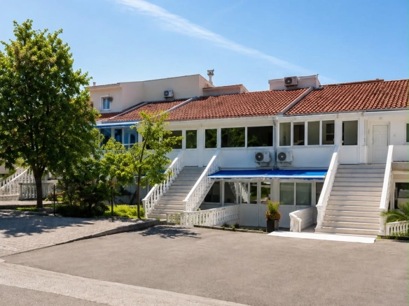 Jednosoban stan 48 m² – Sveti Stefan, Budva — fotografija 6