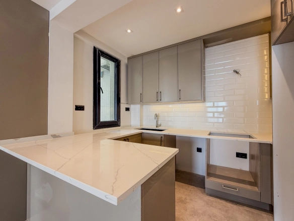 Trosoban stan 93 m² – Komoševina, Budva — fotografija 9