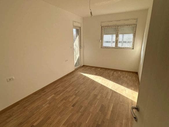Trosoban stan 94 m² – Zabjelo, Podgorica — fotografija 9