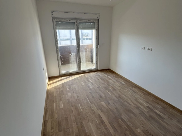 Trosoban stan 94 m² – Zabjelo, Podgorica — fotografija 10