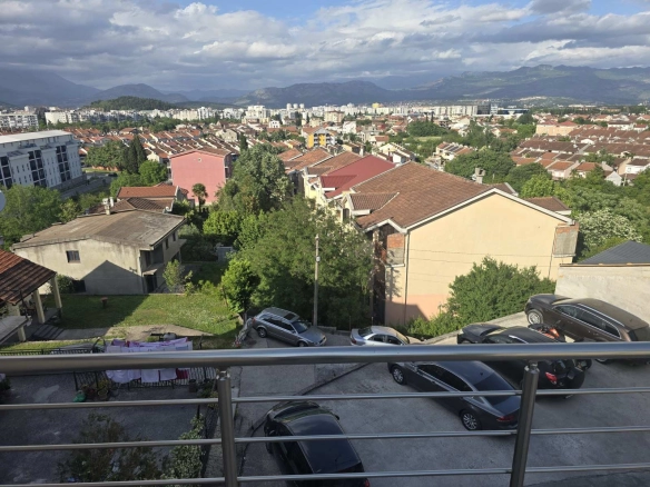Izdavanje: Dvosoban stan – Zabjelo, Podgorica — fotografija 11
