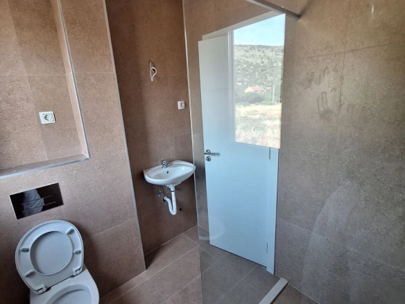 Dvosoban stan 64 m² – Tološi, Podgorica — fotografija 11