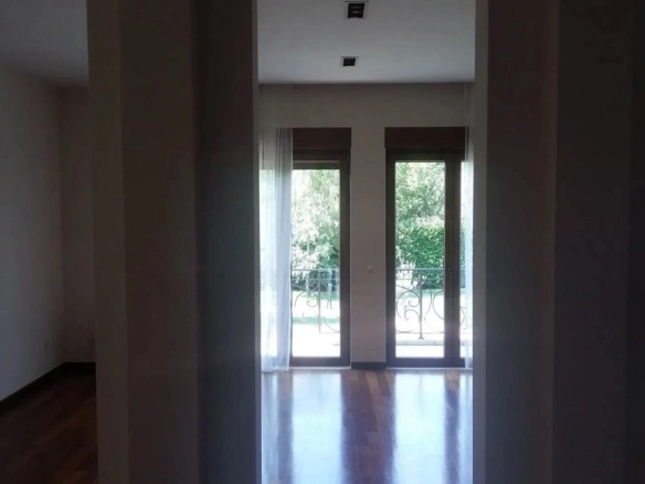 Izdavanje: Kuća 262 m² – Zabjelo, Podgorica — fotografija 6