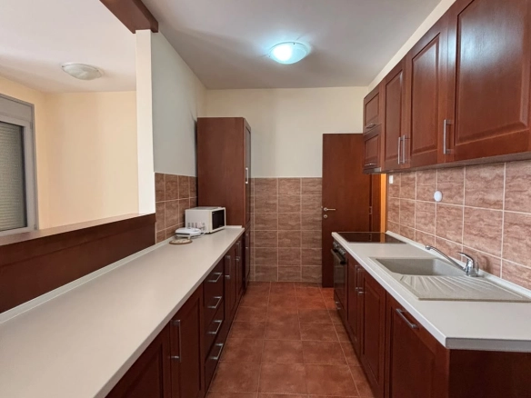 Izdavanje: Trosoban stan 125 m² – Gorica C, Podgorica — fotografija 5