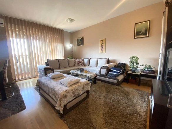 Trosoban stan 90 m² – Zabjelo, Podgorica — fotografija 2