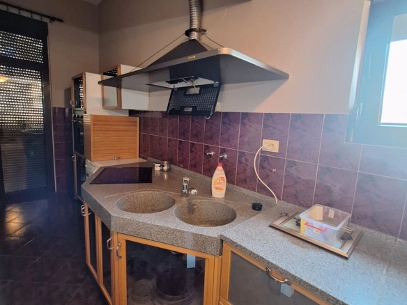 Izdavanje: Kuća 290 m² – Gorica C, Podgorica — fotografija 7