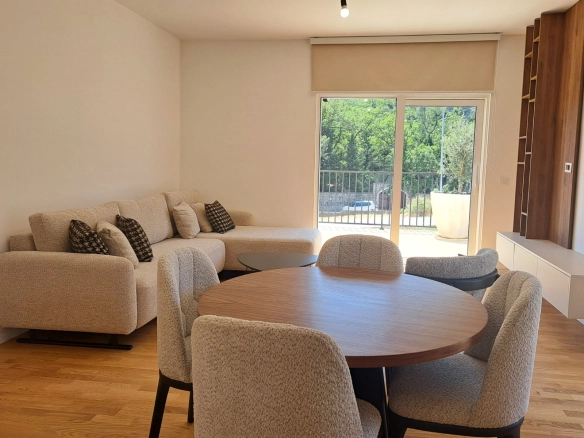 Jednosoban stan 56 m² – Sutomore, Bar — fotografija 2