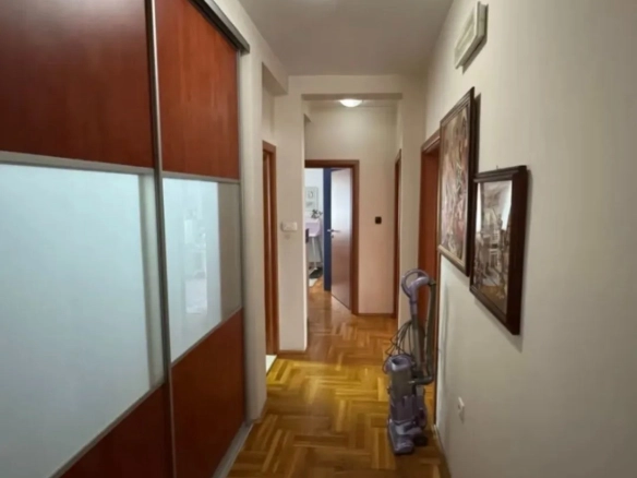 Trosoban stan 109 m² – Momišići, Podgorica — fotografija 5