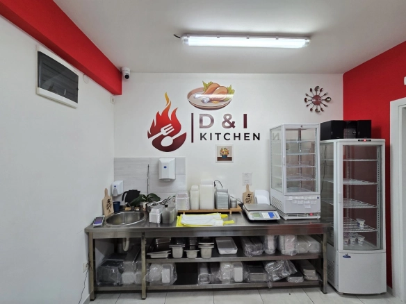 Opremljen poslovni prostor u City kvartu, Podgorica — fotografija 2