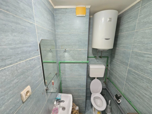 Opremljen poslovni prostor u City kvartu, Podgorica — fotografija 12