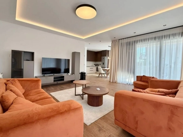 Izdavanje: Kuća 225 m² – Gornja Gorica, Podgorica — fotografija 2