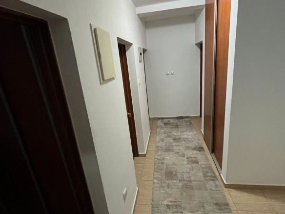 Kuća 200 m² – Donja Gorica, Podgorica — fotografija 9