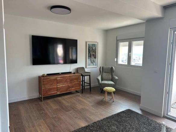 Trosoban stan 140 m² – Budva — fotografija 15