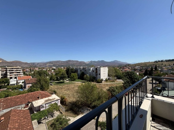Dvosoban duplex stan u Zagoriču, Podgorica — fotografija 3