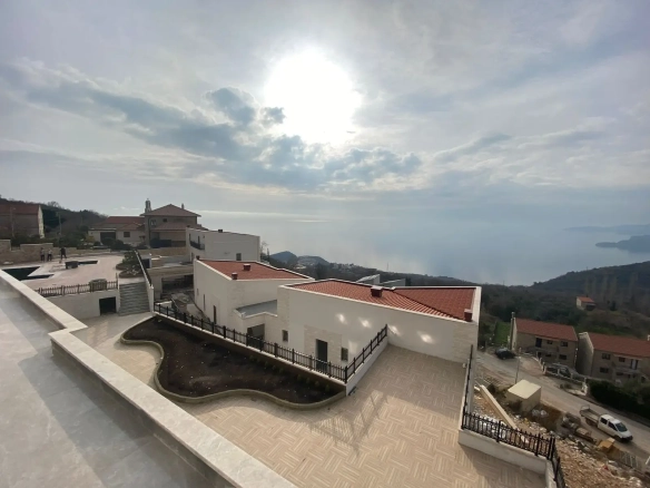 Četvorosoban stan 55 m² – Blizikuće, Budva — fotografija 4