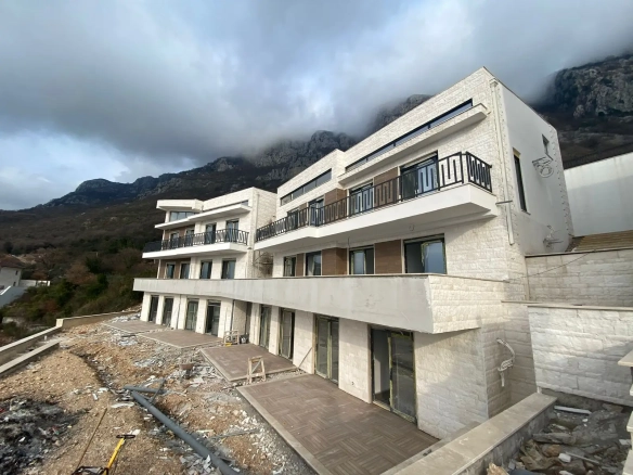 Četvorosoban stan 55 m² – Blizikuće, Budva — fotografija 5