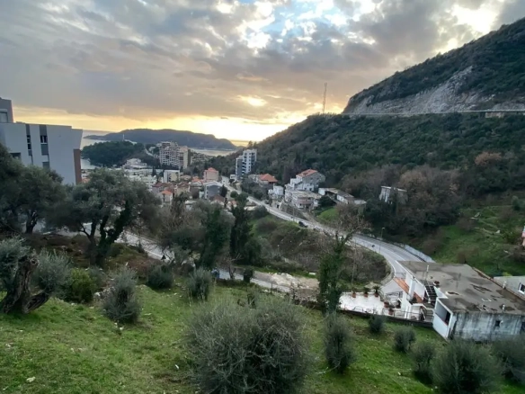 Plac – Bečići, Budva — fotografija 2