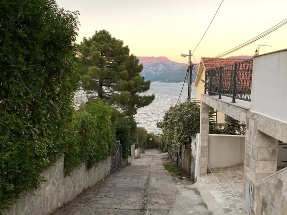 Plac – Krašići, Tivat — fotografija 6