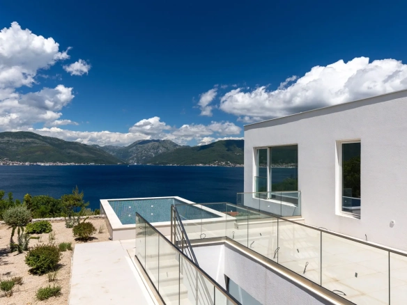 Kuća 328 m² – Krašići, Tivat — fotografija 6