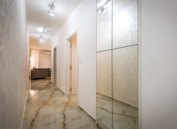Izdavanje: Jednosoban stan 53 m² – Rafailovići, Budva — fotografija 2