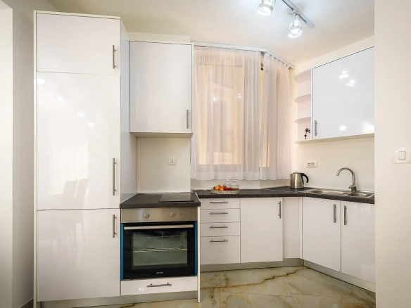 Izdavanje: Jednosoban stan 53 m² – Rafailovići, Budva — fotografija 7