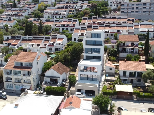 Kuća 330 m² – Krašići, Tivat — fotografija 2