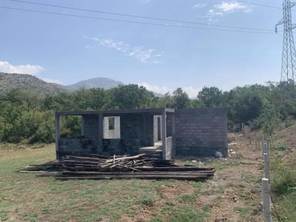 Kuća – Podgorica — fotografija 2
