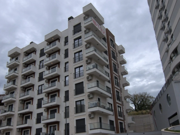 Jednosoban stan 40 m² – Bečići, Budva — fotografija 2