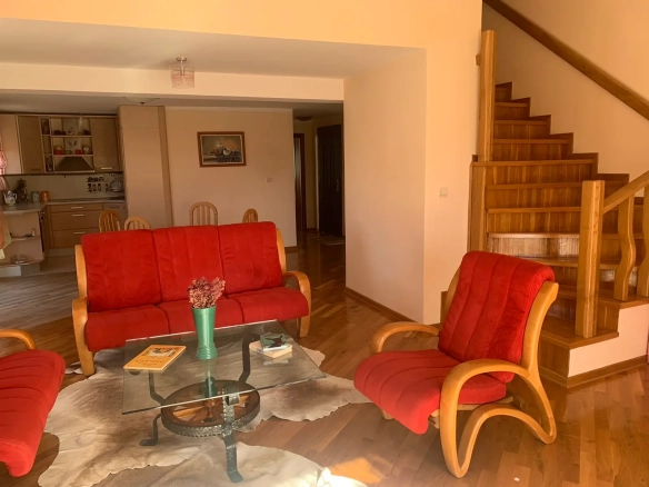 Trosoban stan 107 m² – Dubovica, Budva — fotografija 2