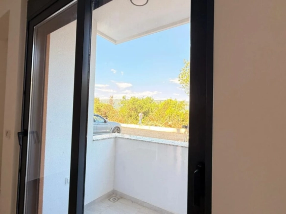 Dvosoban stan sa dvije terase, Pinjes, Ulcinj — fotografija 2