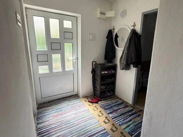 Izdavanje: Kuća 120 m² – Ulcinj — fotografija 3