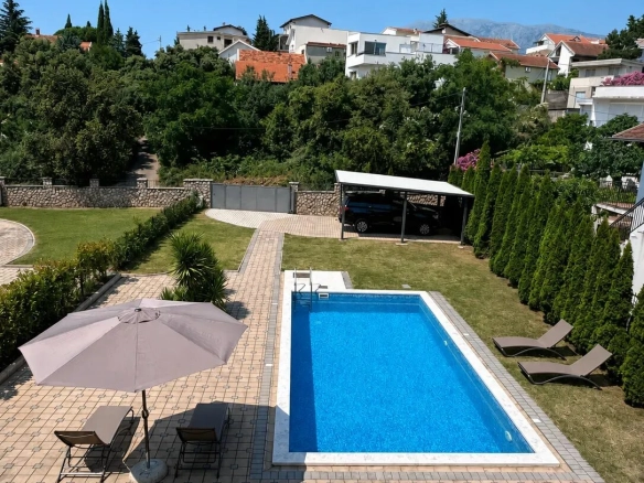 Izdavanje: Kuća 252 m² – Utjeha, Bar — fotografija 9