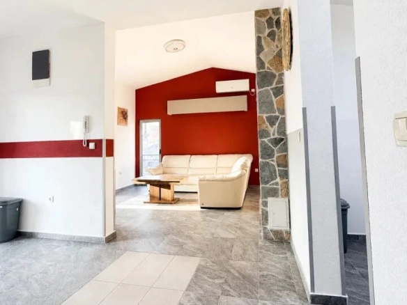 Izdavanje: Kuća 145 m² – Dobra Voda, Bar — fotografija 8
