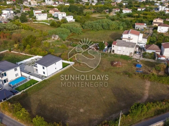 Plac 2.295 m² – Polje, Bar — fotografija 2