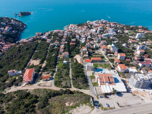 Plac 1.915 m² – Bar — fotografija 2