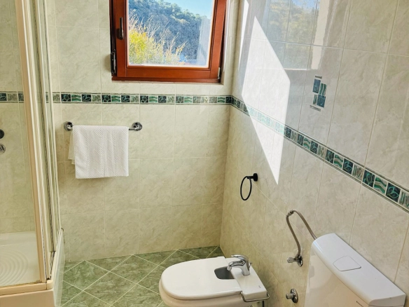 Trosoban stan 167 m² – Petrovac, Budva — fotografija 9