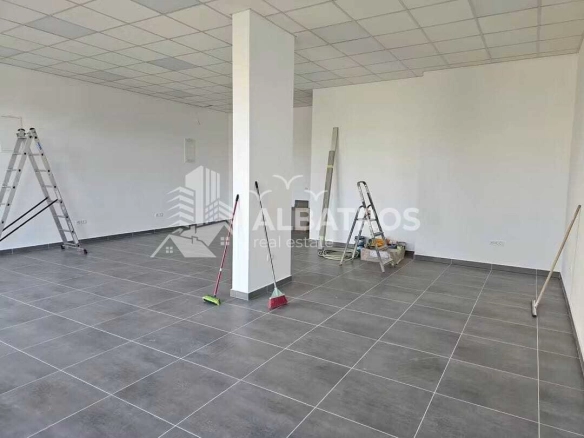 Izdavanje: Poslovni prostor 70 m² – Bar — fotografija 4