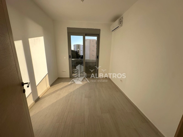 Dvosoban stan 71 m² – Dobra Voda, Bar — fotografija 4